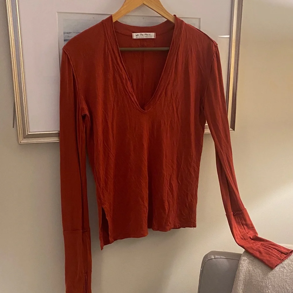 Free People Women's Deep Orange V-Neck Long Sleeve Top - Picture 7 of 7